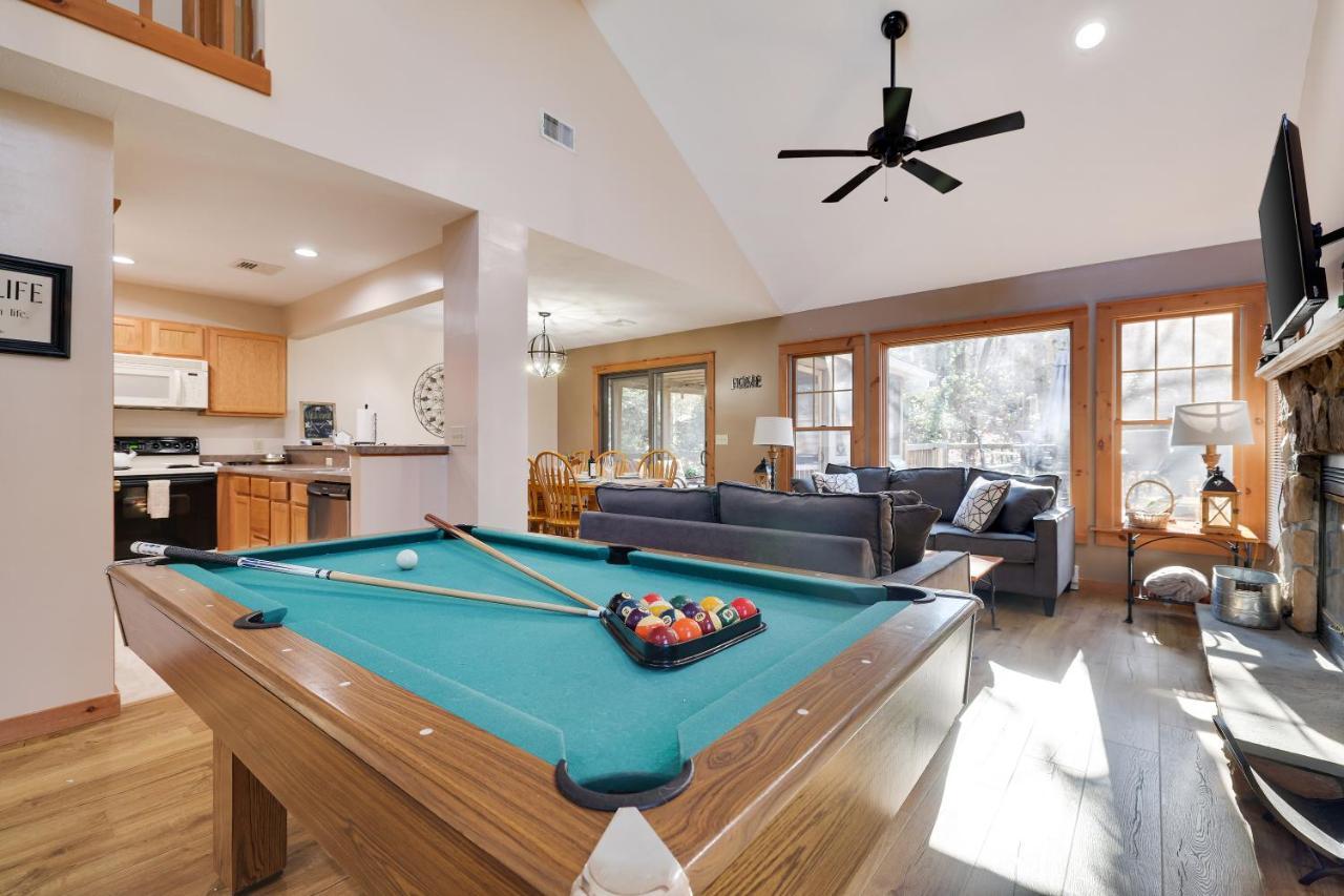 Pocono Mountain Home , Hot Tub- 1 Mile To Skiing! تانيرسفيل المظهر الخارجي الصورة